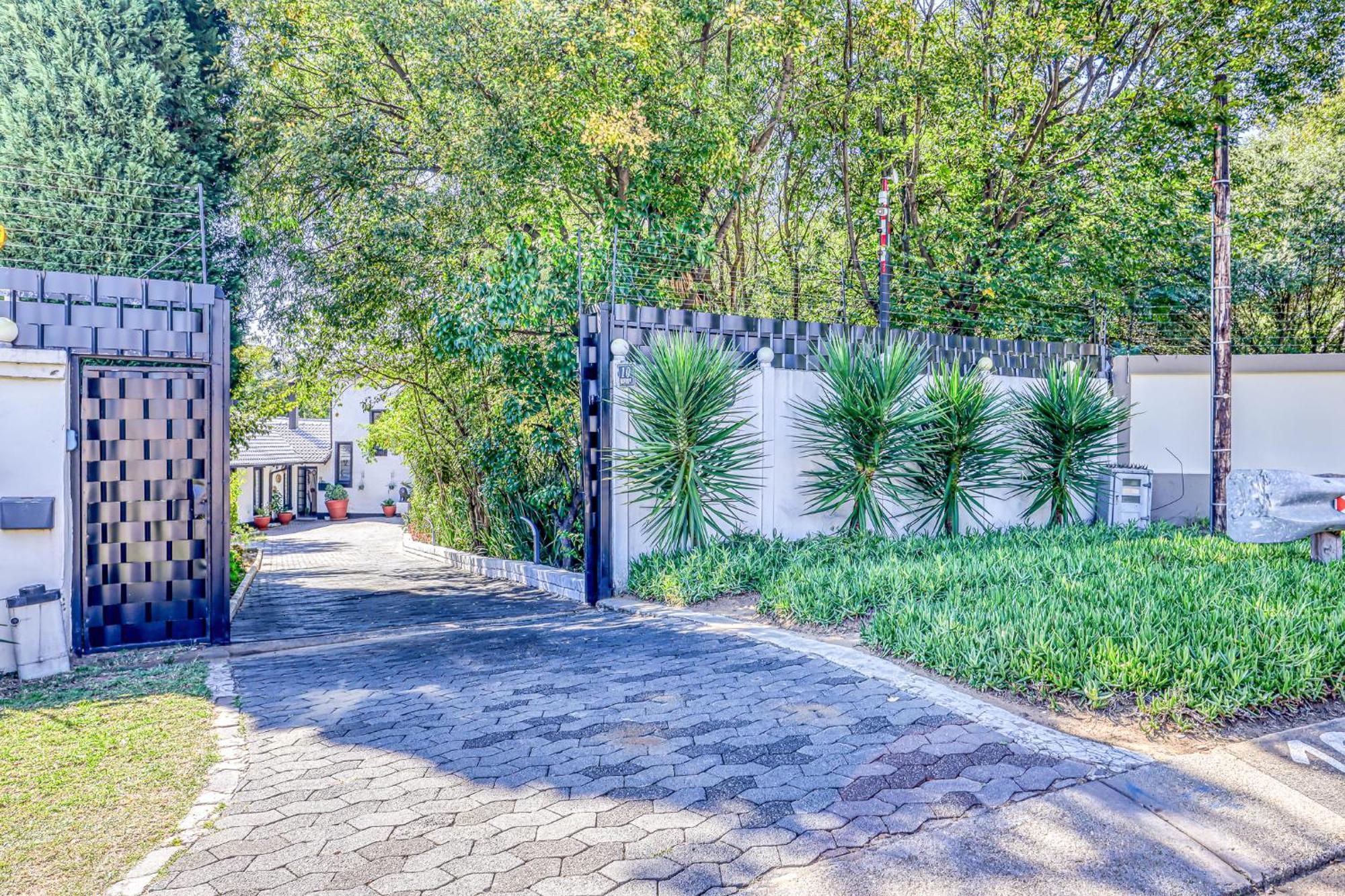 Готель The Bedford Manor Центуріон Екстер'єр фото